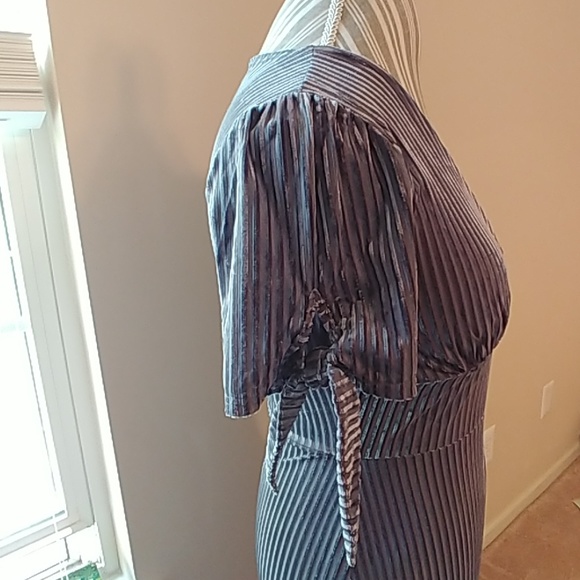 NWT Gorgeous dress - Picture 5 of 8